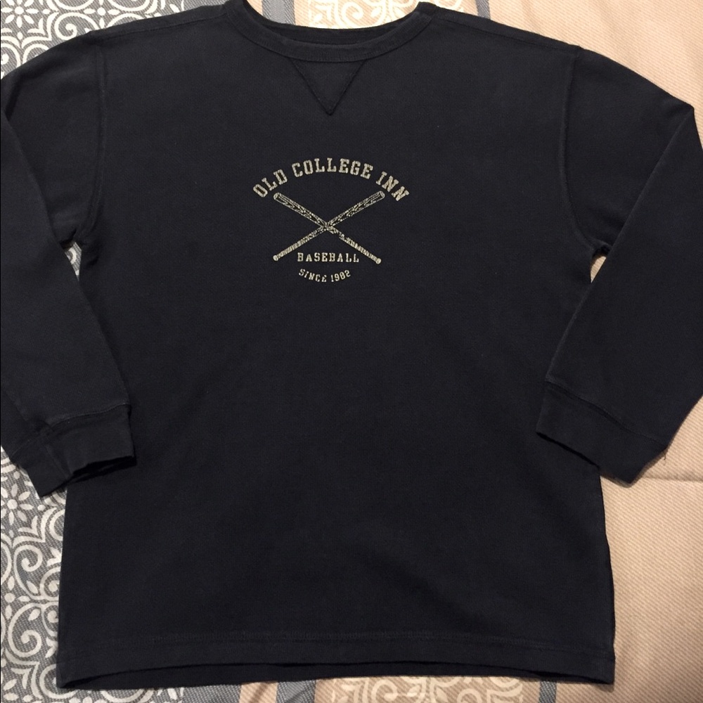 Boys Old College Inn Navy Sweatshirt size medium.
